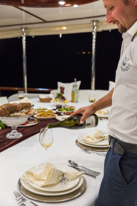 Halcon Del Mar, aft deck dining & lounge