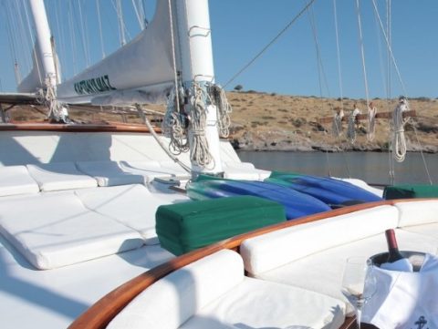 Kaptan Yilmaz III, foredeck lounge